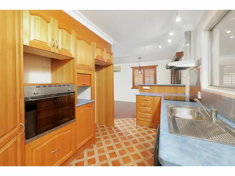 22 Desgrand Street, Archerfield QLD 4108