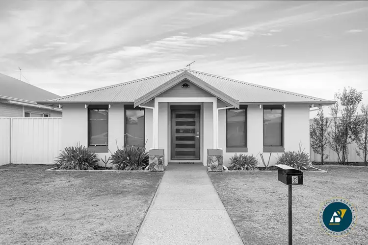 5 Stoker Street, West Busselton WA 6280