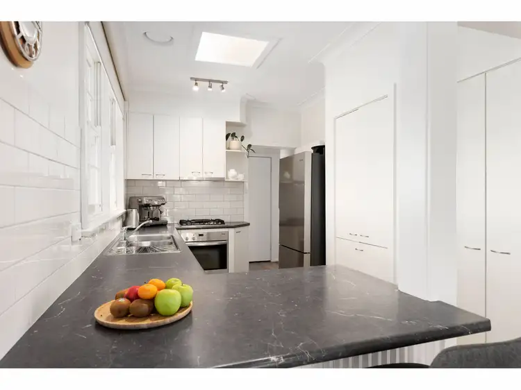 Fifth view of Homely house listing, 279 Highview Crescent, Lavington NSW 2641