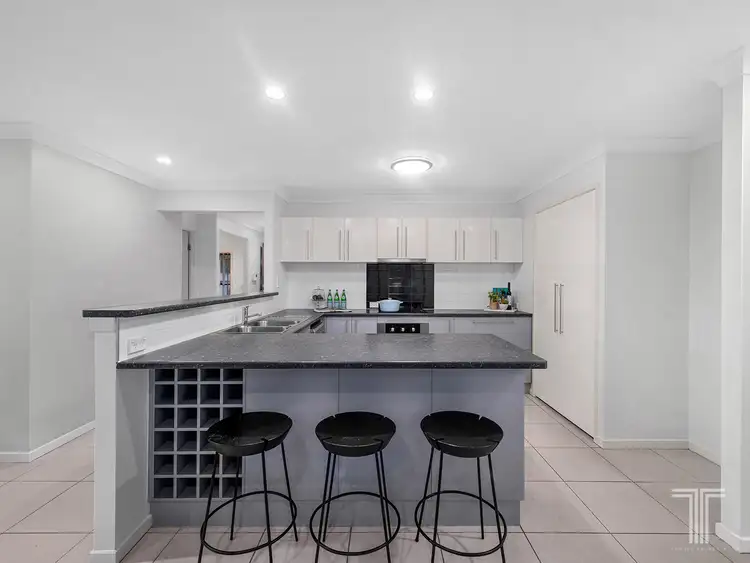 Fourth view of Homely house listing, 8 Adley Street, Carindale QLD 4152
