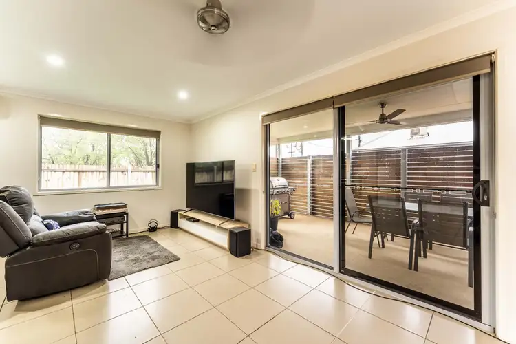 Fourth view of Homely unit listing, 2/15-17 Roberts Street, Emerald QLD 4720