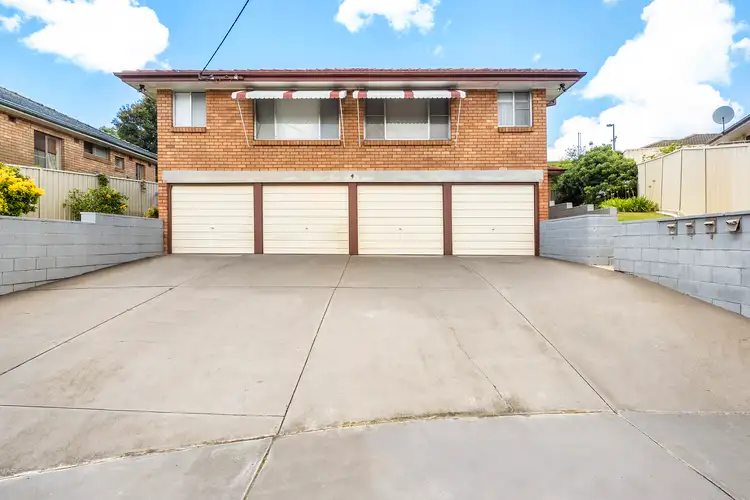 2/4 Hansen Place, Shortland NSW 2307
