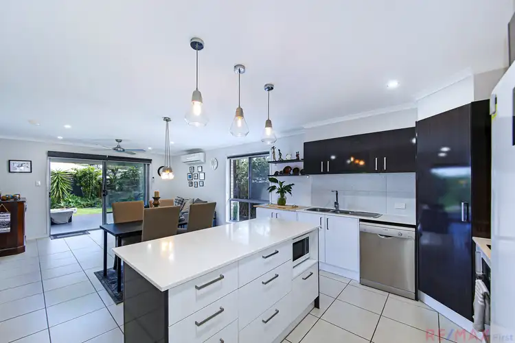 Third view of Homely house listing, 4/21 Forest View Way, Little Mountain QLD 4551