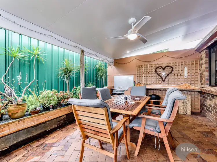 2/13 Senate Street, Labrador QLD 4215