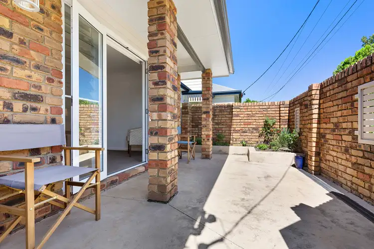 2/16 Hopkins Street, Merewether NSW 2291