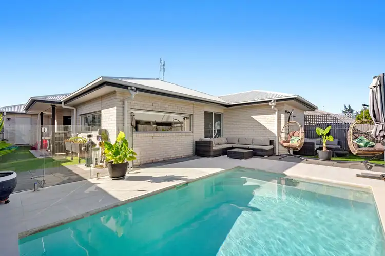 15 Turquoise Place, Caloundra West QLD 4551