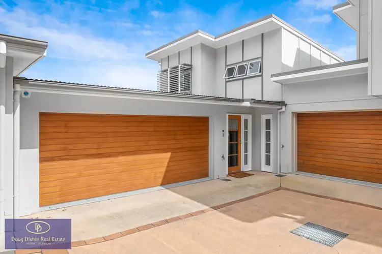Second view of Homely townhouse listing, 2/46 Highview Terrace, St Lucia QLD 4067