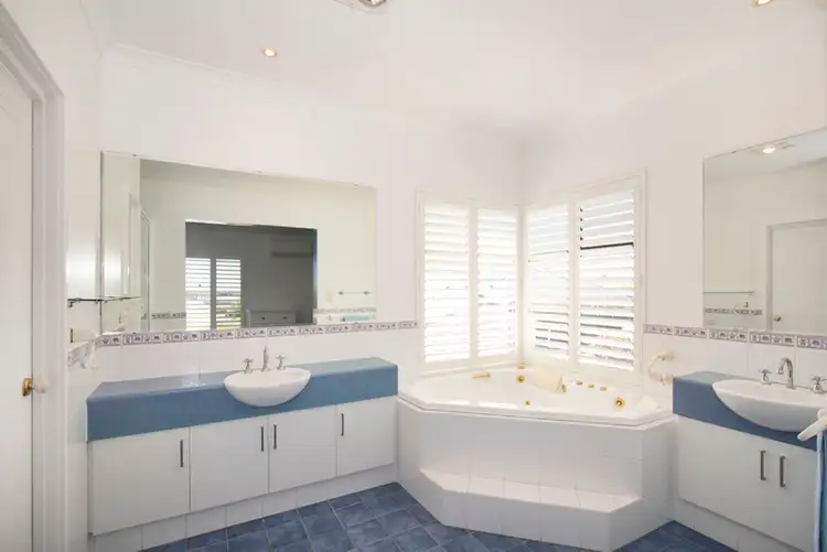 Seventh view of Homely house listing, 1/8 Riedle Close, Geographe WA 6280