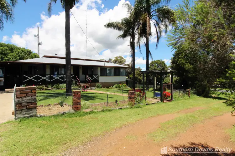 254 Wood Street, Warwick QLD 4370
