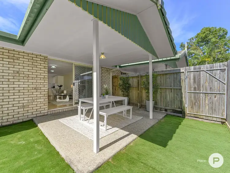 2/18 Kingsley Parade, Yeronga QLD 4104