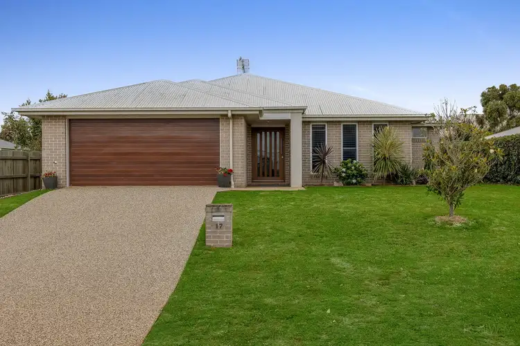 17 McGee Drive, Kearneys Spring QLD 4350