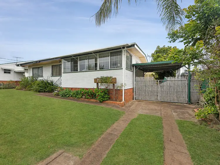 96 Cemetery Road, Eastern Heights QLD 4305