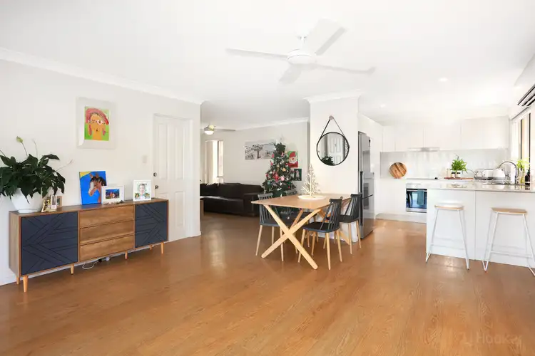 2/9 Sanctuary Court, Coombabah QLD 4216