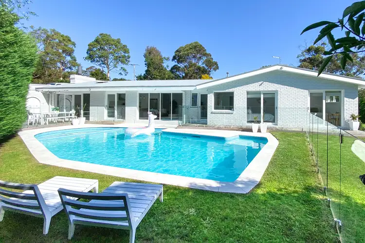 6 Camelot Court, Mount Eliza VIC 3930