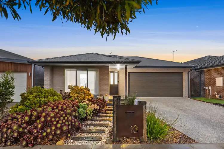 13 Rochford Drive, Armstrong Creek VIC 3217