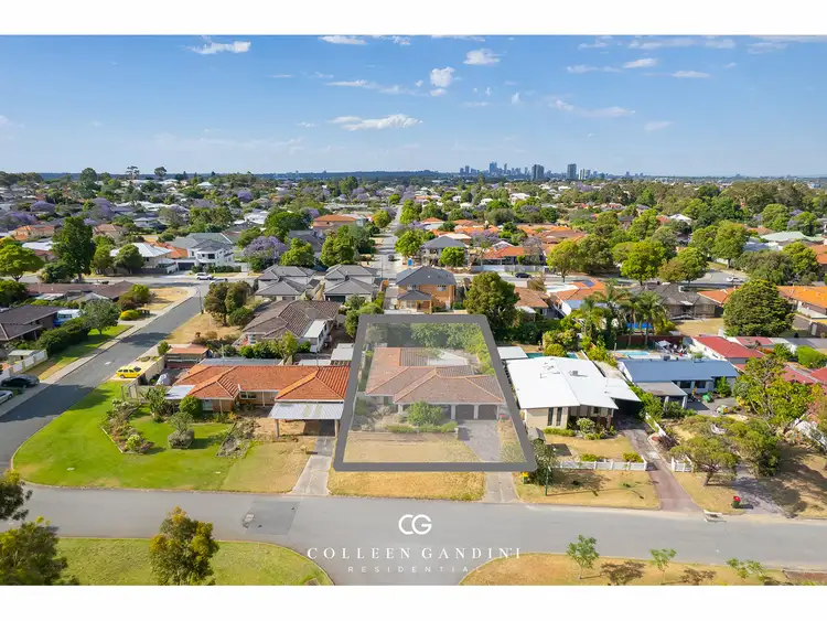4 Hewitt Way, Booragoon WA 6154