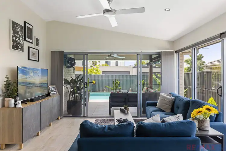 Third view of Homely house listing, 2/105 Haslewood Crescent, Meridan Plains QLD 4551