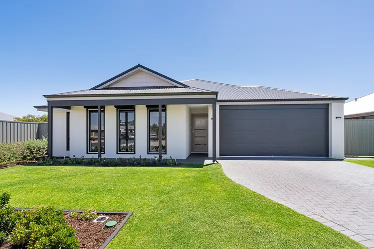 Second view of Homely house listing, 44 Harbeck Drive, Kealy WA 6280