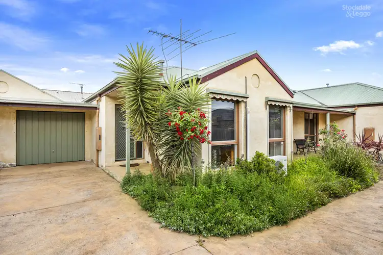 2/22 McComb Street, Lilydale VIC 3140