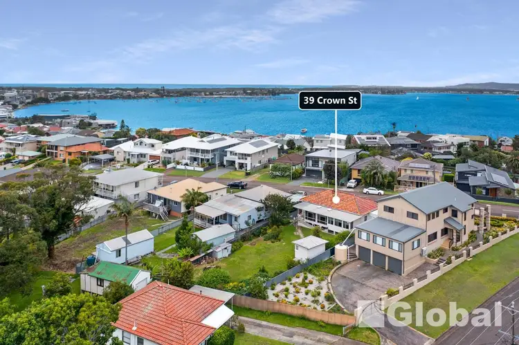 39 Crown Street, Belmont NSW 2280