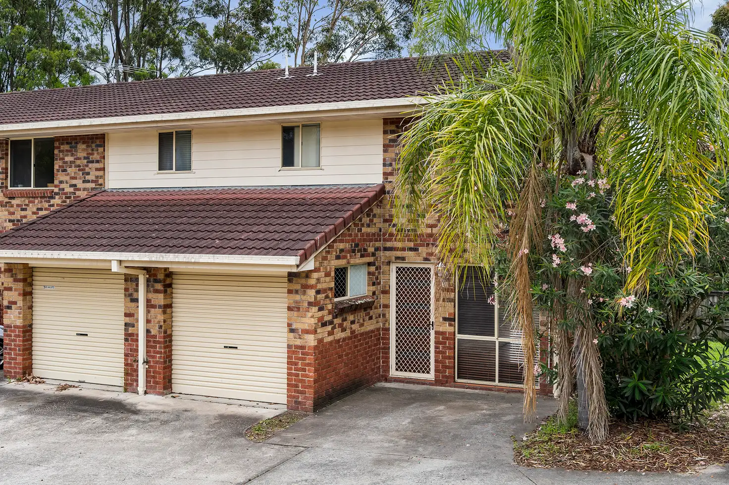 Main view of Homely townhouse listing, 1/72 Castile Crescent, Edens Landing QLD 4207