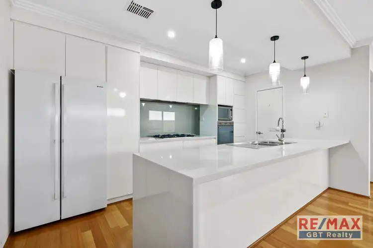 A/9 Simmonds Street, Morley WA 6062