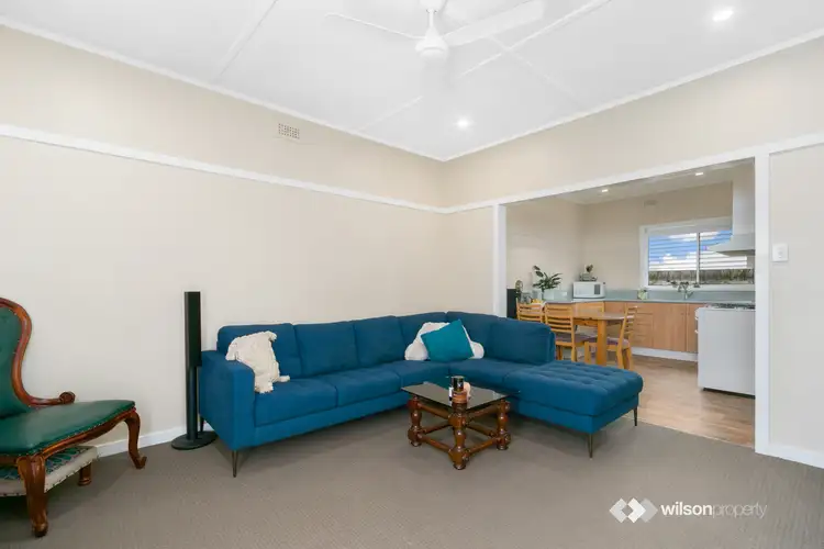 Fifth view of Homely house listing, 2 Steele Court, Traralgon VIC 3844