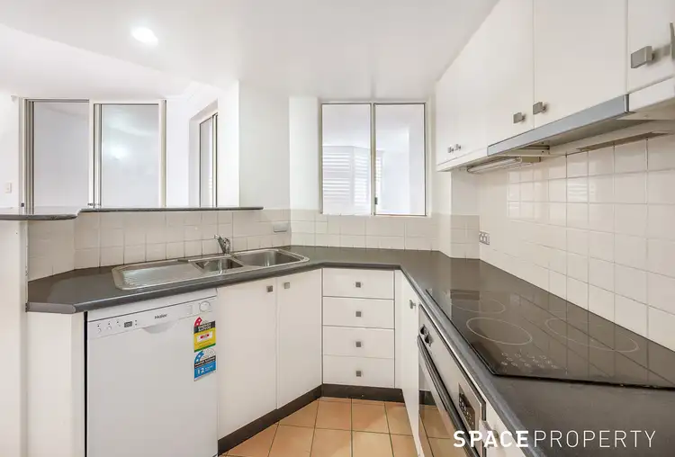 Fifth view of Homely apartment listing, 8/40 Sedgebrook Street, Spring Hill QLD 4000