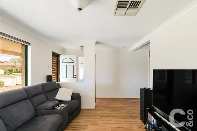 Second view of Homely house listing, 14/2 Roscommon Crescent, Orelia WA 6167