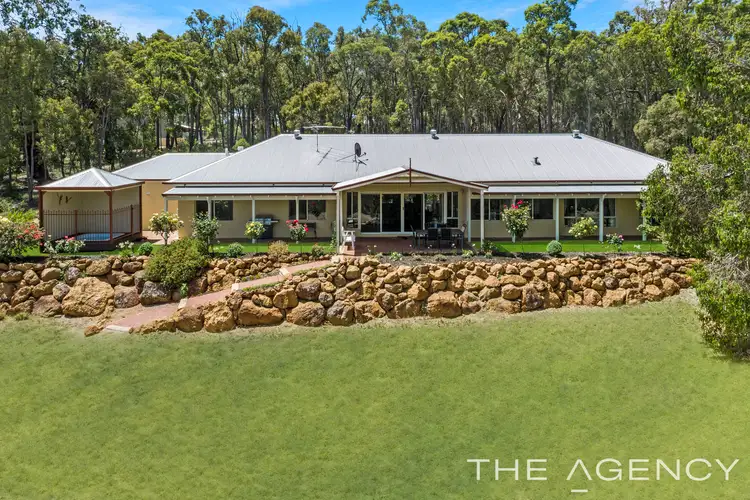 107 Lakeview Drive, Gidgegannup WA 6083
