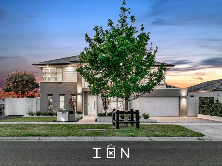 102 Windermere Boulevard, Pakenham VIC 3810