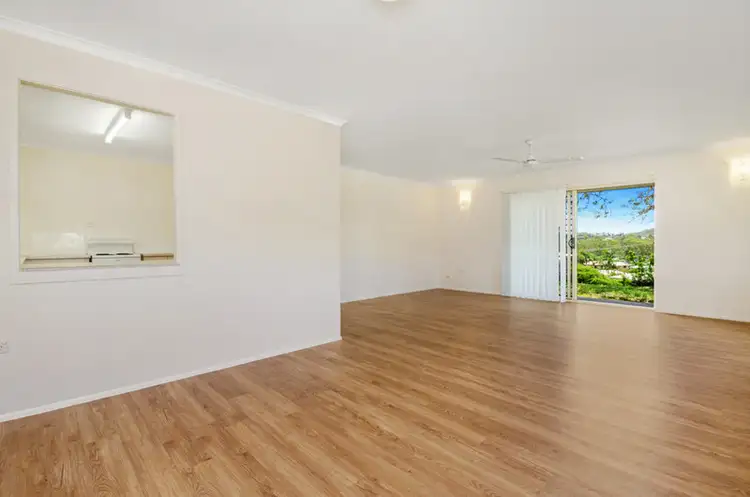 Seventh view of Homely house listing, 2 Cambridge Close, Telina QLD 4680