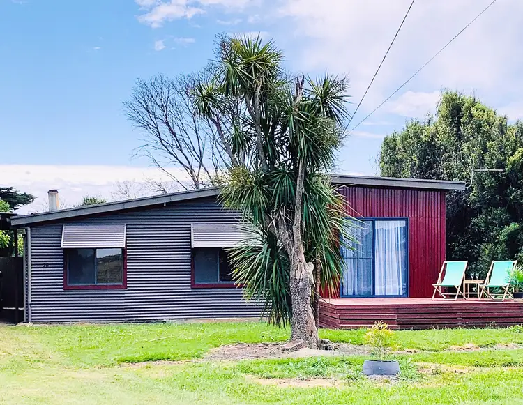 28 Ellen Avenue, Seaspray VIC 3851