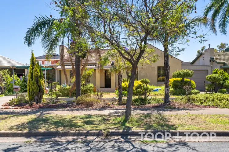 7 Aberdeen Crescent, Findon SA 5023