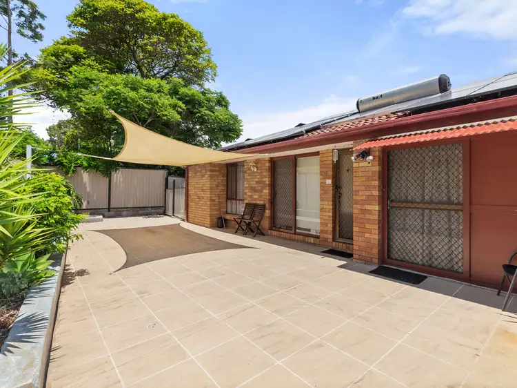 2/4 Telopea Street, Labrador QLD 4215