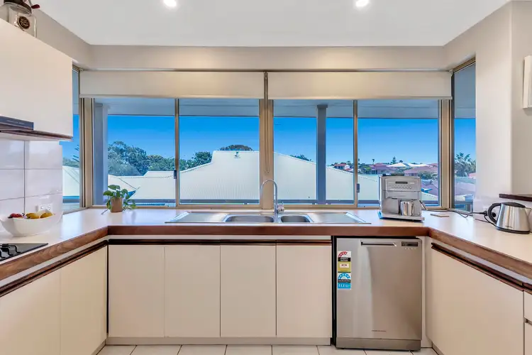 Sixth view of Homely house listing, 10 Fulmar Place, Halls Head WA 6210