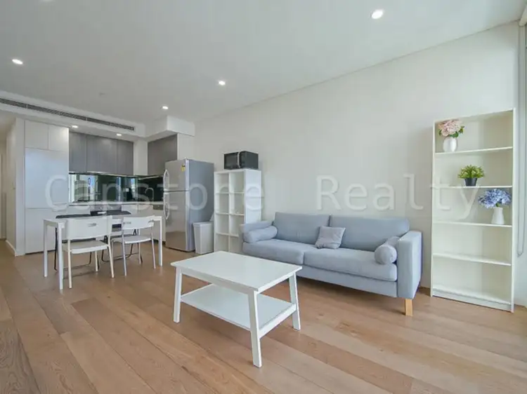 16 Gadigal Avenue