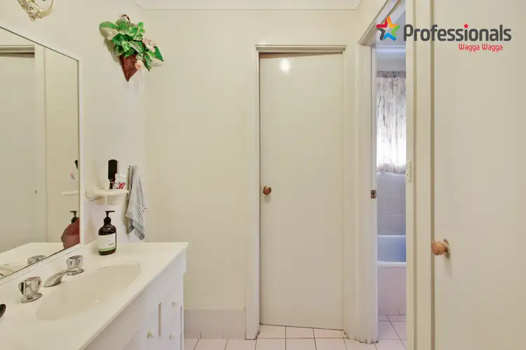 Sixth view of Homely house listing, 118 Raye Street, Tolland NSW 2650