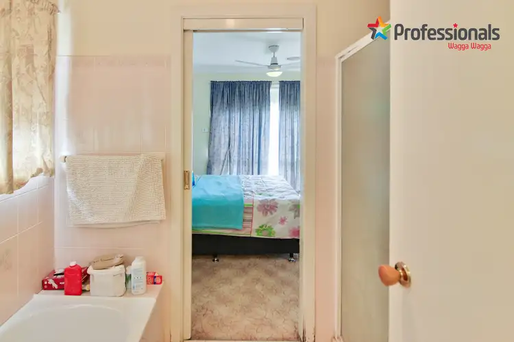 Seventh view of Homely house listing, 118 Raye Street, Tolland NSW 2650