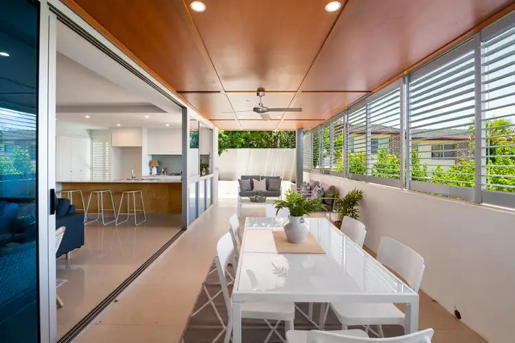 Third view of Homely unit listing, 1/15 Grosvenor Street, Balmoral QLD 4171