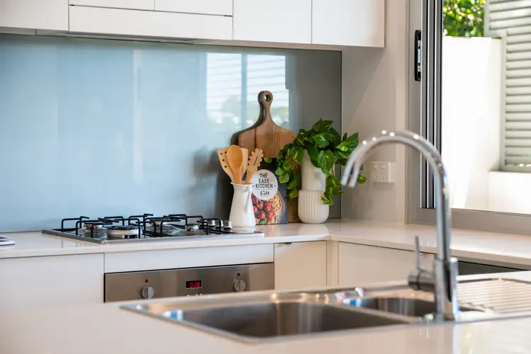 Sixth view of Homely unit listing, 1/15 Grosvenor Street, Balmoral QLD 4171