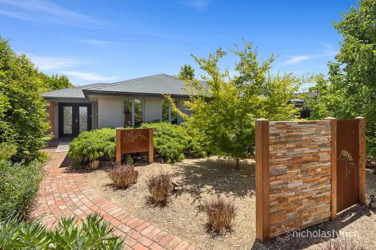 32 Roborough Avenue, Mount Eliza VIC 3930