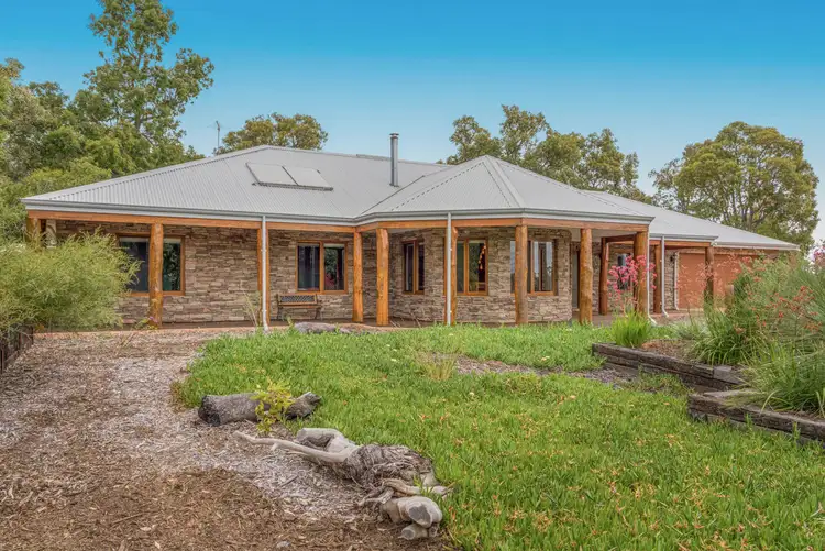 18 Paull View, Bedfordale WA 6112