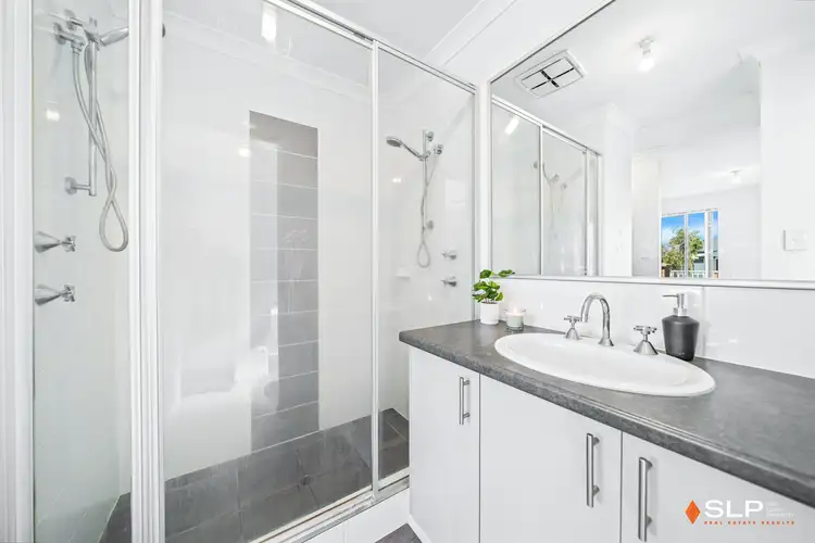 Sixth view of Homely house listing, 4 Hybrid Green, Banksia Grove WA 6031
