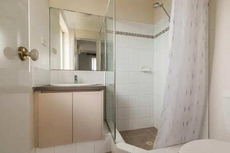 Seventh view of Homely house listing, 1 Tintagel Loop, Orelia WA 6167