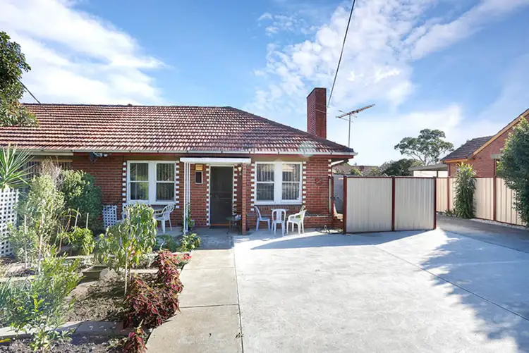 Main view of Homely unit listing, 1/49 Duke Street, Sunshine VIC 3020