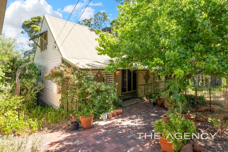 32 Feldman Crescent, Parkerville WA 6081