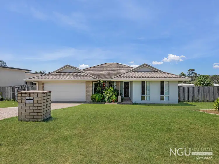 21 Noblewood Crescent