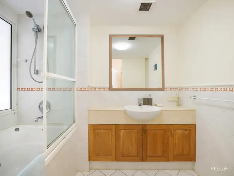 Fourth view of Homely apartment listing, 4/5-7 Cronin Avenue, Main Beach QLD 4217