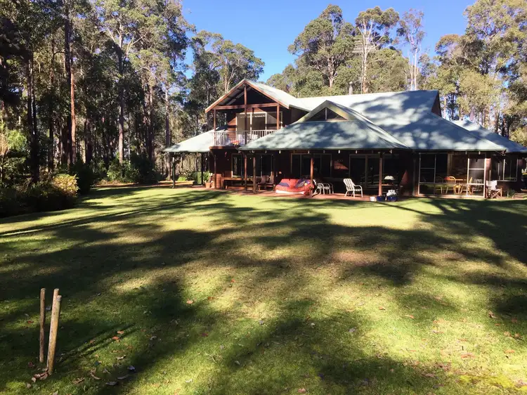 60 Woodgate Retreat, Manjimup WA 6258